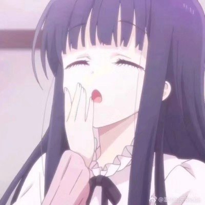 俄罗斯民众庆祝胜利日高喊乌拉